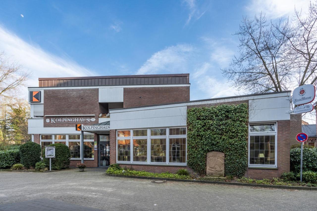 Hotel-Restaurant Kolpinghaus Lingen Exterior foto